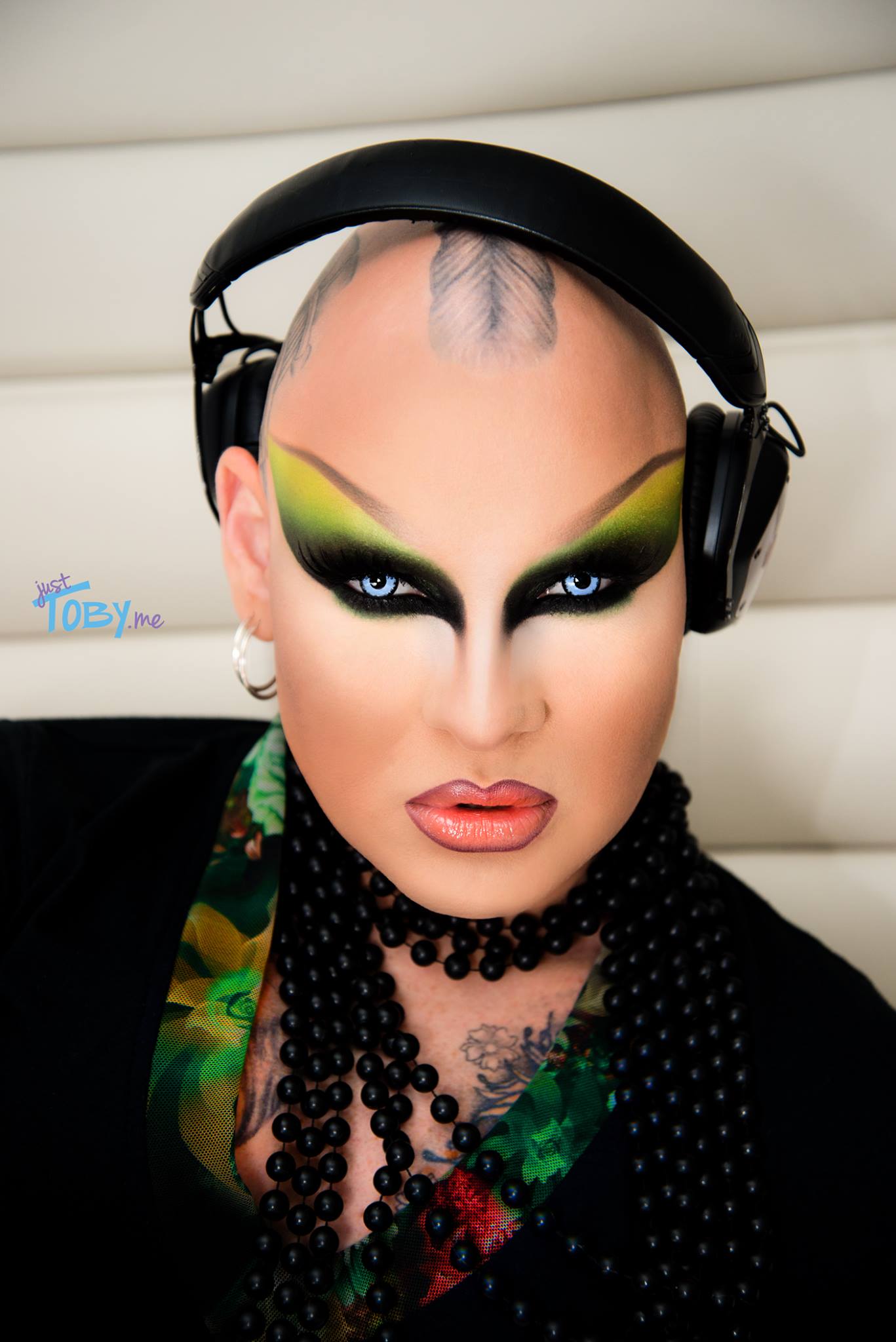 Nina Flowers - Photo by Just Toby