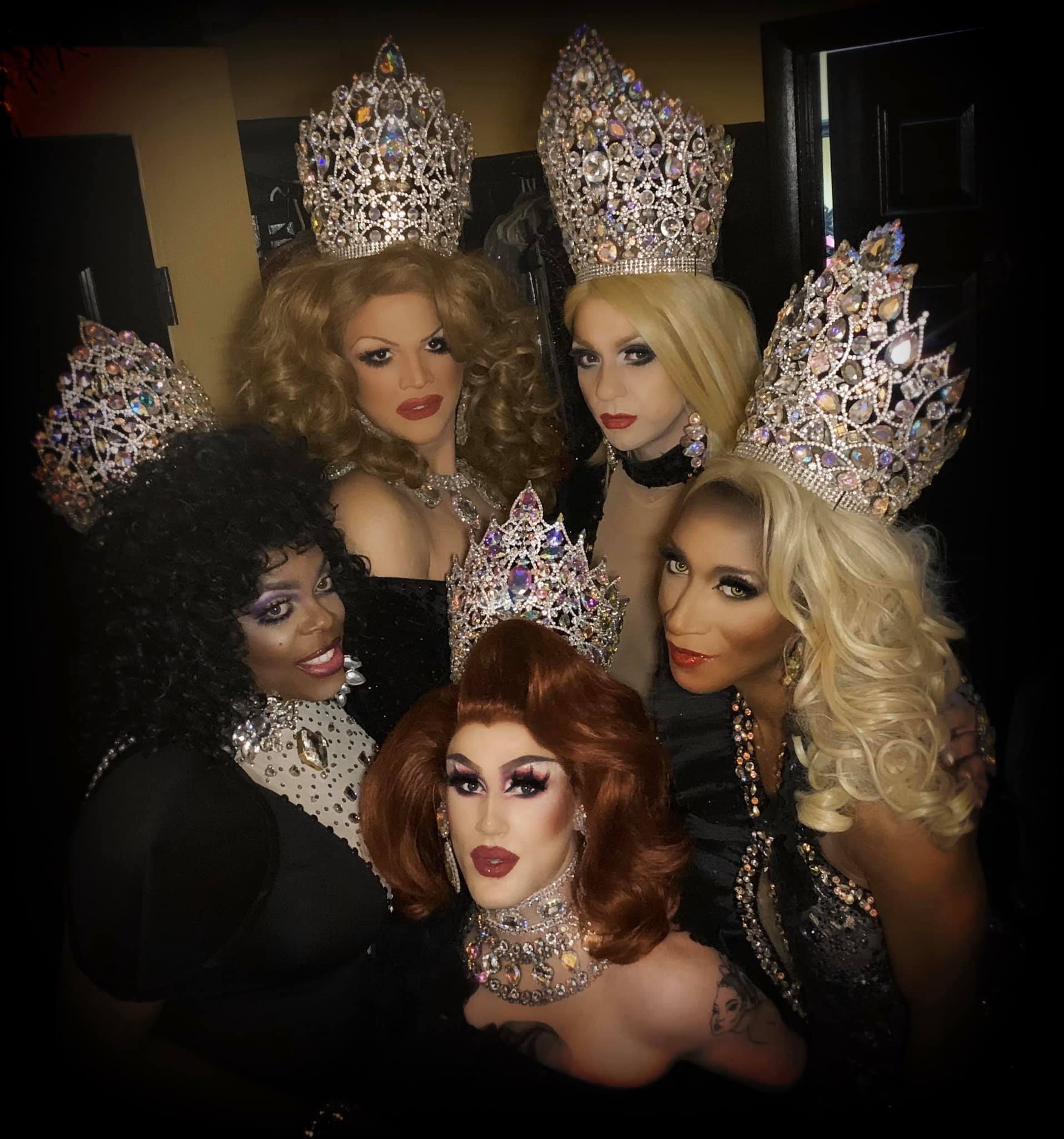 Back: Ava Aurora Foxx and Britney Blaire / Front: Mikayla Denise, Soy Queen and Nadia Nyce | Southbend Tavern (Columbus, Ohio) | 1/25/2020
